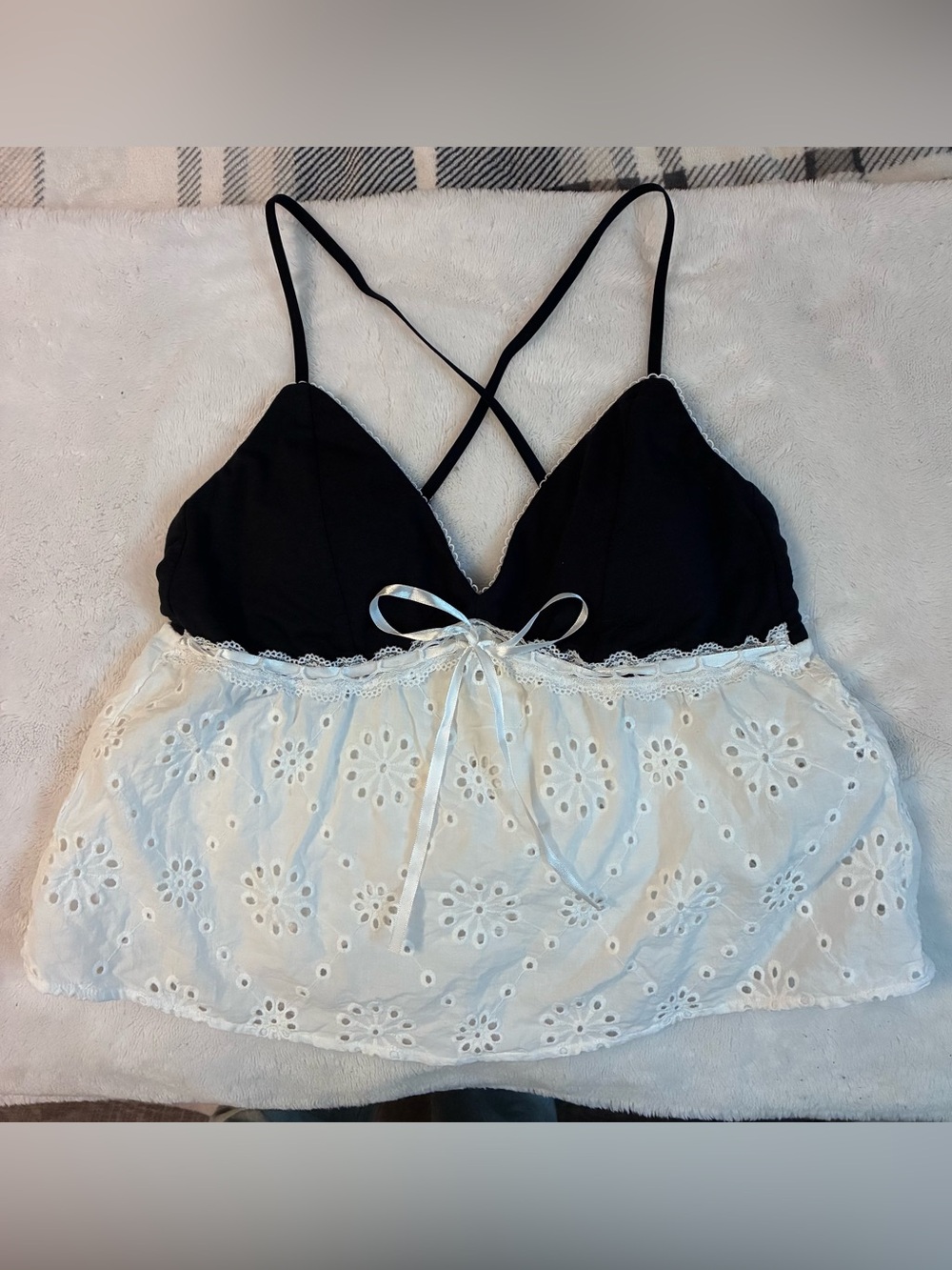 Abercrombie & Fitch Bra-Free Eyelet Cami